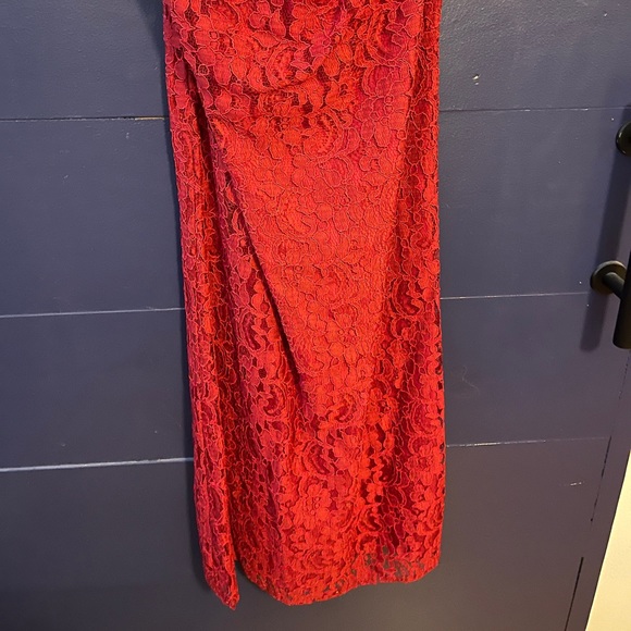 David’s Bridal Bridesmaid Dress - Picture 4 of 7